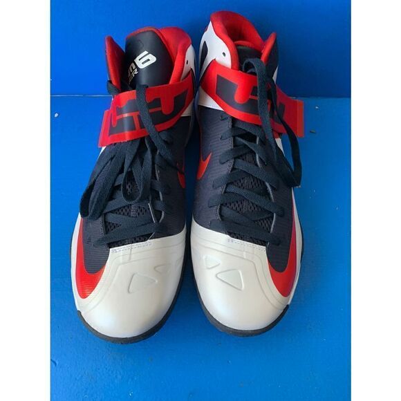 Nike LeBron Zoom Soldier 6 'USA' - Size 12  525015 101 - Picture 4 of 6